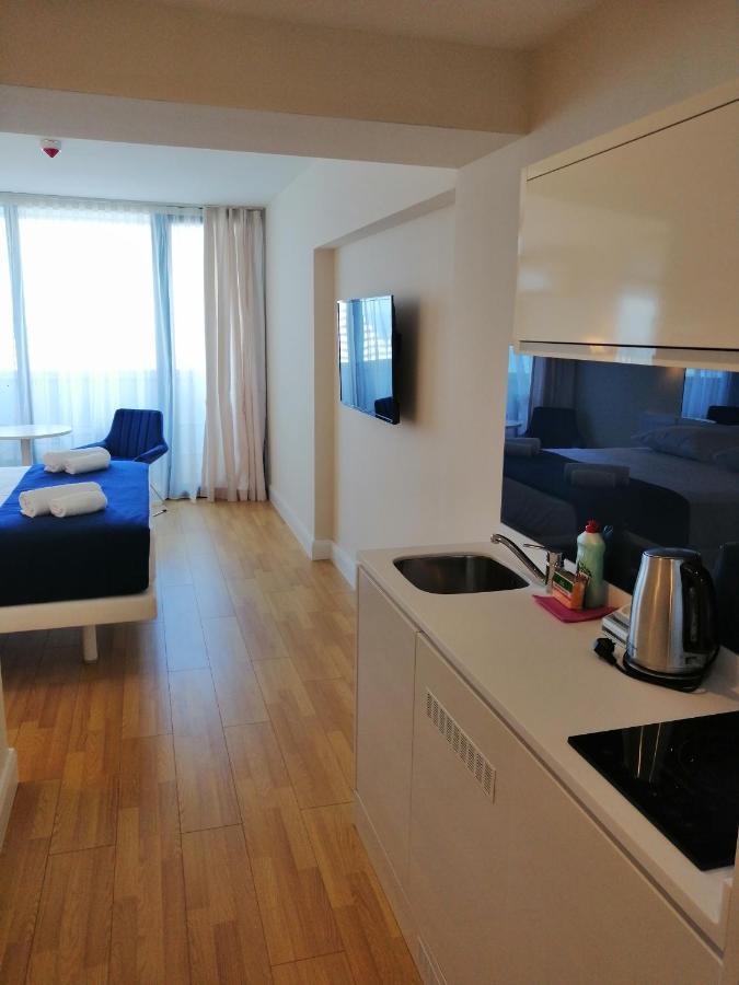 Subtropik Apartments In バトゥーミ エクステリア 写真